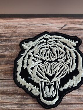 White Tiger Punk 80's 90'S Big Cat Jungle Outlaw Embroidered Iron on Patch